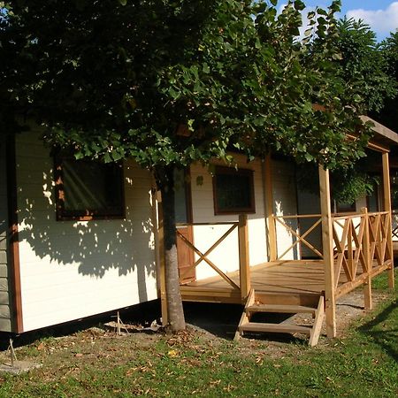 Campeggio Pian Dei Boschi Pietra Ligure Exterior photo