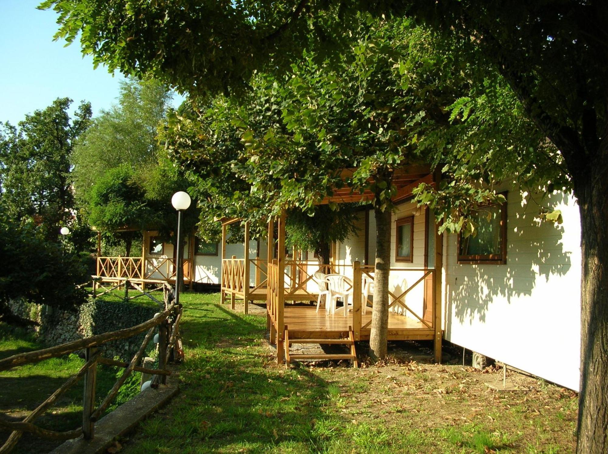 Campeggio Pian Dei Boschi Pietra Ligure Exterior photo