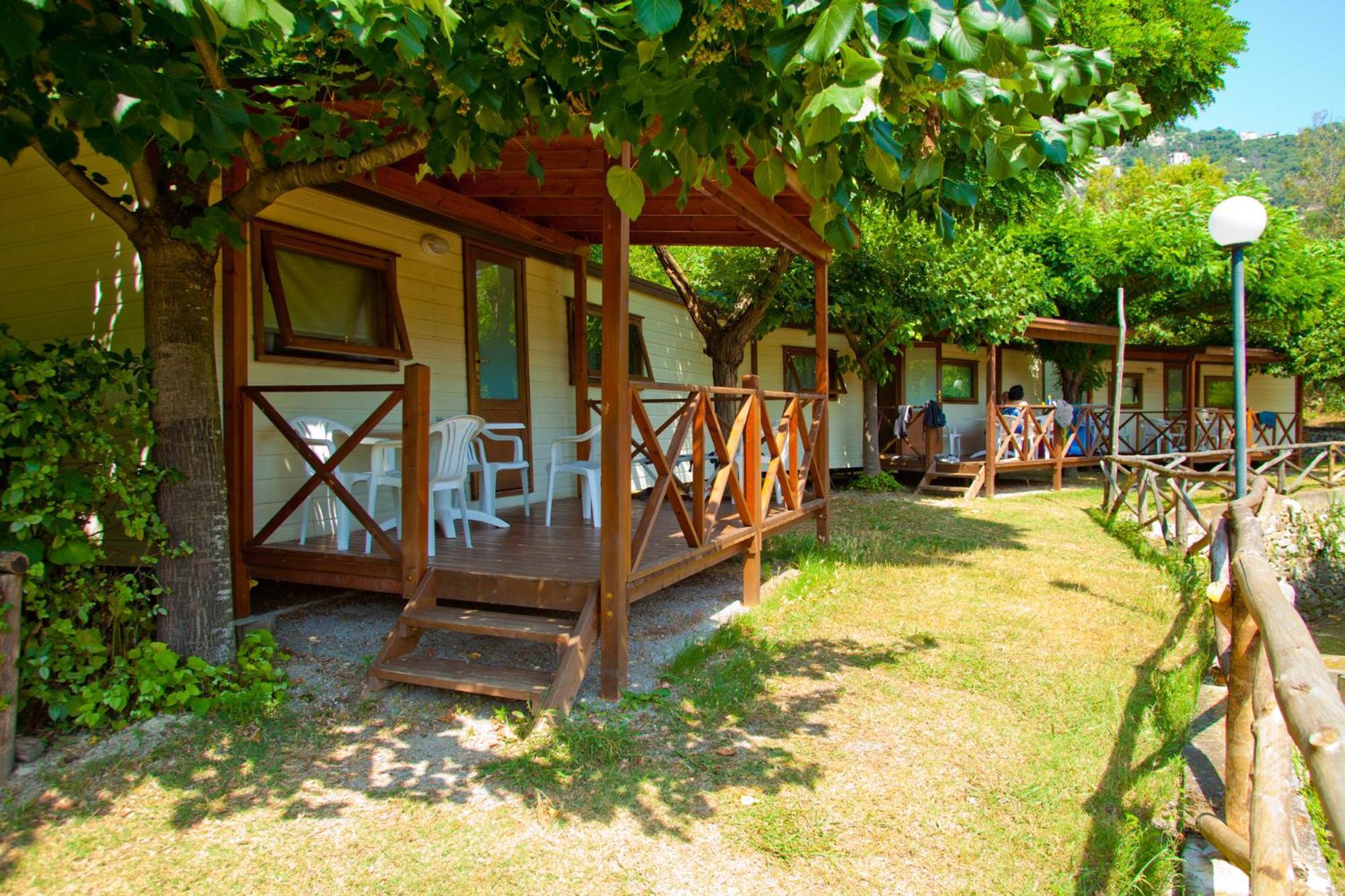 Campeggio Pian Dei Boschi Pietra Ligure Exterior photo